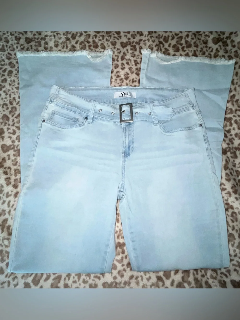 YMI - Women's Pale Blue High-Rise Skinny-flare Jeans with Belted Waist